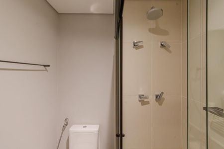 Studio à venda com 29m², 1 quarto e sem vaga Studio à venda com 29m², 1 quarto e sem vagaBanheiro