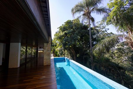 Casa de condomínio à venda com 3300m², 7 quartos e 6 vagasPiscina 2