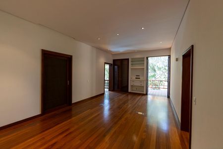 Casa de condomínio à venda com 3300m², 7 quartos e 6 vagasSuite 1