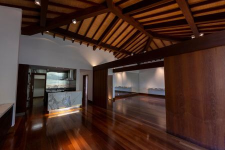 Casa de condomínio à venda com 3300m², 7 quartos e 6 vagasSala 