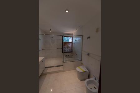 Casa de condomínio à venda com 3300m², 7 quartos e 6 vagasSuite 1