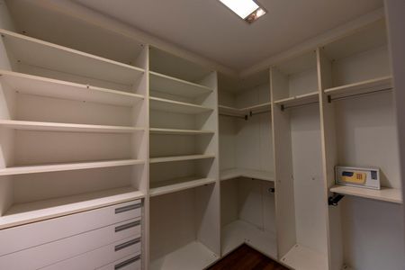 Casa de condomínio à venda com 3300m², 7 quartos e 6 vagasSuite 2