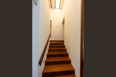 Casa de condomínio à venda com 3300m², 7 quartos e 6 vagasAcesso