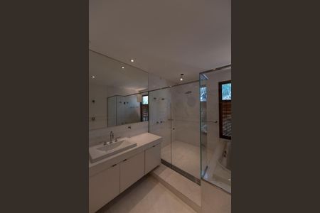 Casa de condomínio à venda com 3300m², 7 quartos e 6 vagasSuite 1