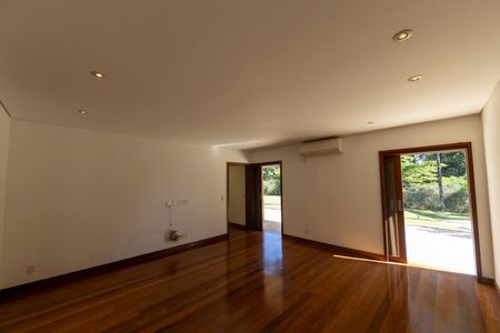 Casa de condomínio à venda com 3300m², 7 quartos e 6 vagasSuite 4