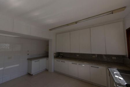 Casa de condomínio à venda com 3300m², 7 quartos e 6 vagasCozinha