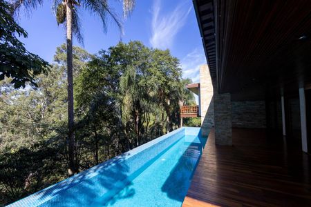 Casa de condomínio à venda com 3300m², 7 quartos e 6 vagasPiscina 2