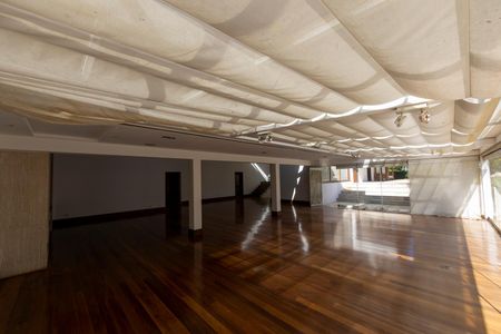 Casa de condomínio à venda com 3300m², 7 quartos e 6 vagasCozinha