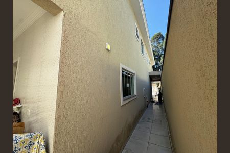 Casa à venda com 140m², 3 quartos e 4 vagasCorredor