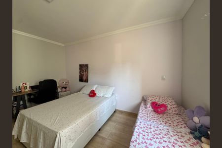 Casa à venda com 140m², 3 quartos e 4 vagasQuarto 3