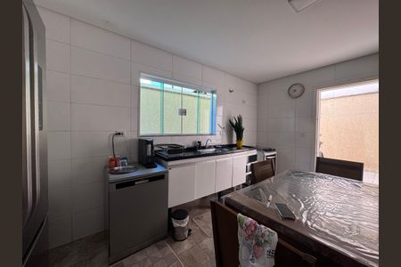 Casa à venda com 140m², 3 quartos e 4 vagasCozinha