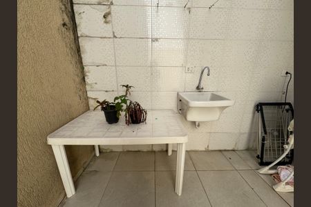 Casa à venda com 140m², 3 quartos e 4 vagasÁrea de Serviço