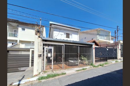 Casa para alugar com 110m², 3 quartos e sem vaga Casa para alugar com 110m², 3 quartos e sem vagaFachada