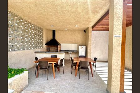 Apartamento à venda com 45m², 2 quartos e 1 vagaÁrea comum - Churrasqueira