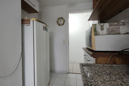 Apartamento para alugar com 63m², 2 quartos e 2 vagas Apartamento para alugar com 63m², 2 quartos e 2 vagasCozinha - Armários