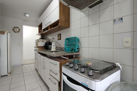 Apartamento para alugar com 63m², 2 quartos e 2 vagas Apartamento para alugar com 63m², 2 quartos e 2 vagasCozinha - Armários