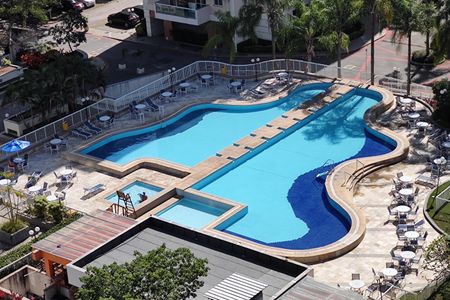 Apartamento para alugar com 63m², 2 quartos e 2 vagas Apartamento para alugar com 63m², 2 quartos e 2 vagasÁrea comum - Piscina