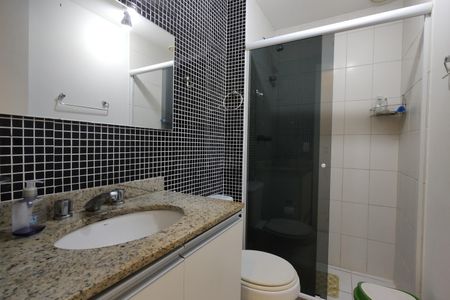 Apartamento para alugar com 63m², 2 quartos e 2 vagas Apartamento para alugar com 63m², 2 quartos e 2 vagasBanheiro da Suíte