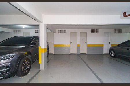 Apartamento à venda com 147m², 3 quartos e 2 vagas Apartamento à venda com 147m², 3 quartos e 2 vagasVaga de Garagem e Depósito