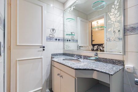 Apartamento à venda com 147m², 3 quartos e 2 vagas Apartamento à venda com 147m², 3 quartos e 2 vagasBanheiro - Suíte 1