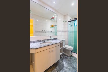 Apartamento à venda com 147m², 3 quartos e 2 vagas Apartamento à venda com 147m², 3 quartos e 2 vagasBanheiro - Suíte 2