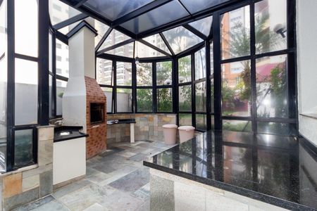 Apartamento à venda com 147m², 3 quartos e 2 vagas Apartamento à venda com 147m², 3 quartos e 2 vagasSalão de Festas/Churrasqueira
