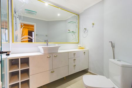 Apartamento à venda com 147m², 3 quartos e 2 vagas Apartamento à venda com 147m², 3 quartos e 2 vagasBanheiro - Suíte 3