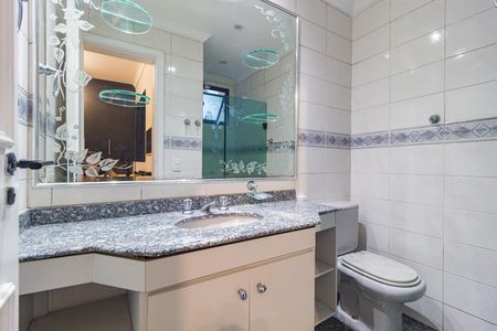 Apartamento à venda com 147m², 3 quartos e 2 vagas Apartamento à venda com 147m², 3 quartos e 2 vagasBanheiro - Suíte 1