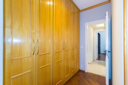 Apartamento à venda com 147m², 3 quartos e 2 vagas Apartamento à venda com 147m², 3 quartos e 2 vagasSuíte 3