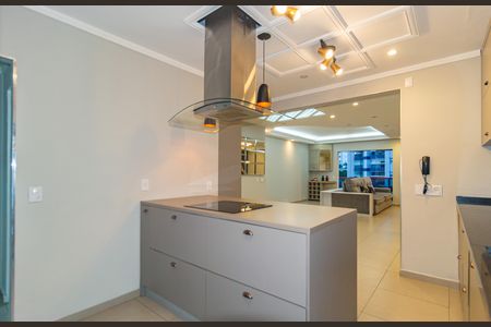 Apartamento à venda com 147m², 3 quartos e 2 vagas Apartamento à venda com 147m², 3 quartos e 2 vagasCozinha