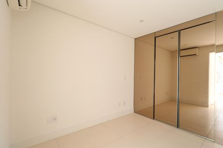 Apartamento à venda com 104m², 2 quartos e 1 vagaSuíte 2