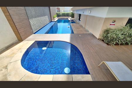 Apartamento à venda com 104m², 2 quartos e 1 vagaÁrea comum - Piscina