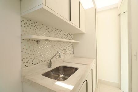 Apartamento à venda com 104m², 2 quartos e 1 vagaÁrea de Serviço