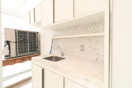 Apartamento à venda com 104m², 2 quartos e 1 vagaÁrea de Serviço