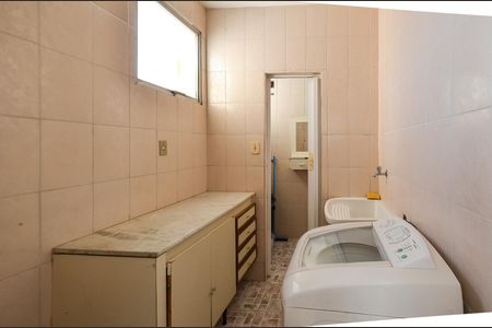 Apartamento para alugar com 76m², 3 quartos e 1 vagaÁrea de Serviço