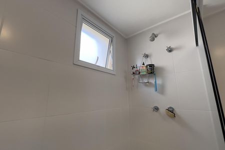 Apartamento à venda com 154m², 3 quartos e 3 vagas Apartamento à venda com 154m², 3 quartos e 3 vagasBanheiro da Suíte 1