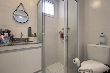 Apartamento à venda com 154m², 3 quartos e 3 vagas Apartamento à venda com 154m², 3 quartos e 3 vagasBanheiro da Suíte 2