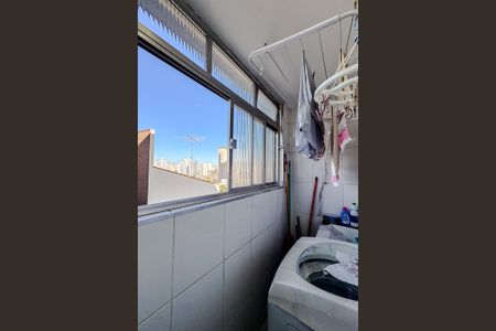 Apartamento à venda com 70m², 2 quartos e 1 vaga Apartamento à venda com 70m², 2 quartos e 1 vagaÁrea de Serviço
