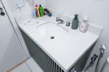 Apartamento à venda com 88m², 3 quartos e 1 vaga Apartamento à venda com 88m², 3 quartos e 1 vagaBanheiro Social