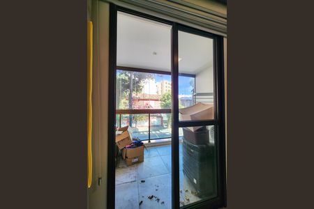 Apartamento à venda com 88m², 3 quartos e 1 vaga Apartamento à venda com 88m², 3 quartos e 1 vagaVaranda da Suíte