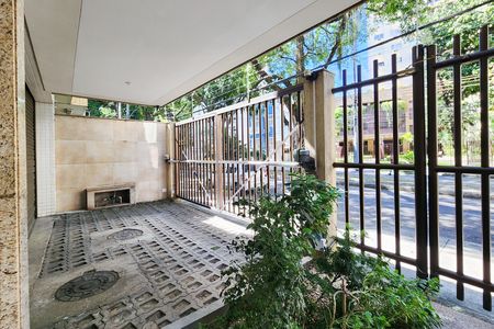 Apartamento à venda com 88m², 3 quartos e 1 vaga Apartamento à venda com 88m², 3 quartos e 1 vagaÁrea Comum