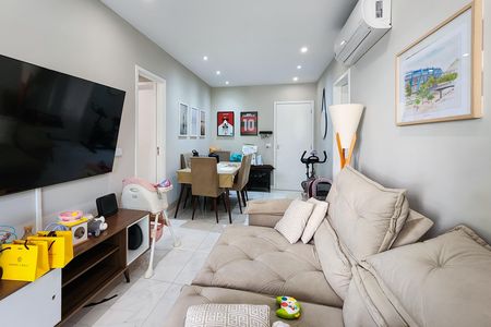 Apartamento à venda com 88m², 3 quartos e 1 vaga Apartamento à venda com 88m², 3 quartos e 1 vagaSala