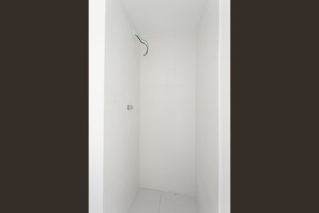 Casa de condomínio para alugar com 32m², 2 quartos e sem vaga Casa de condomínio para alugar com 32m², 2 quartos e sem vagaBanheiro