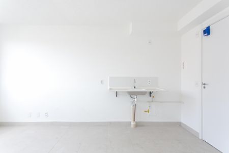 Casa de condomínio para alugar com 32m², 2 quartos e sem vaga Casa de condomínio para alugar com 32m², 2 quartos e sem vagaSala / Cozinha
