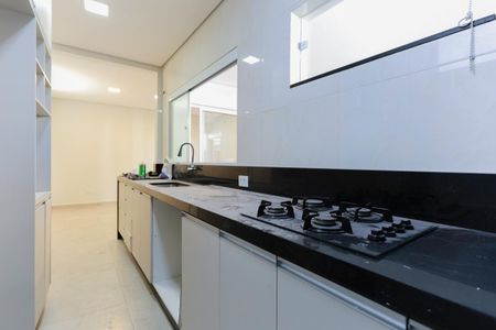 Casa para alugar com 68m², 3 quartos e 1 vagaCozinha e área de serviço