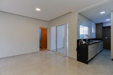 Sala de casa para alugar com 3 quartos, 68m² em Jardim Carlu, São Paulo