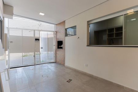 Casa para alugar com 68m², 3 quartos e 1 vagaGaragem e área de lazer