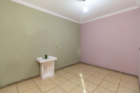 Quarto 2 de casa para alugar com 2 quartos, 73m² em Culvia, Belo Horizonte