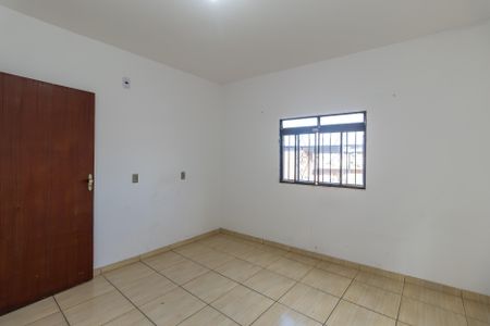 Quarto 1 de casa para alugar com 2 quartos, 73m² em Culvia, Belo Horizonte