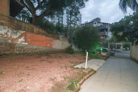 Casa para alugar com 50m², 2 quartos e 4 vagasQuintal